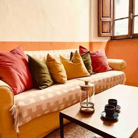 Apartment Small Town House In Tuscany